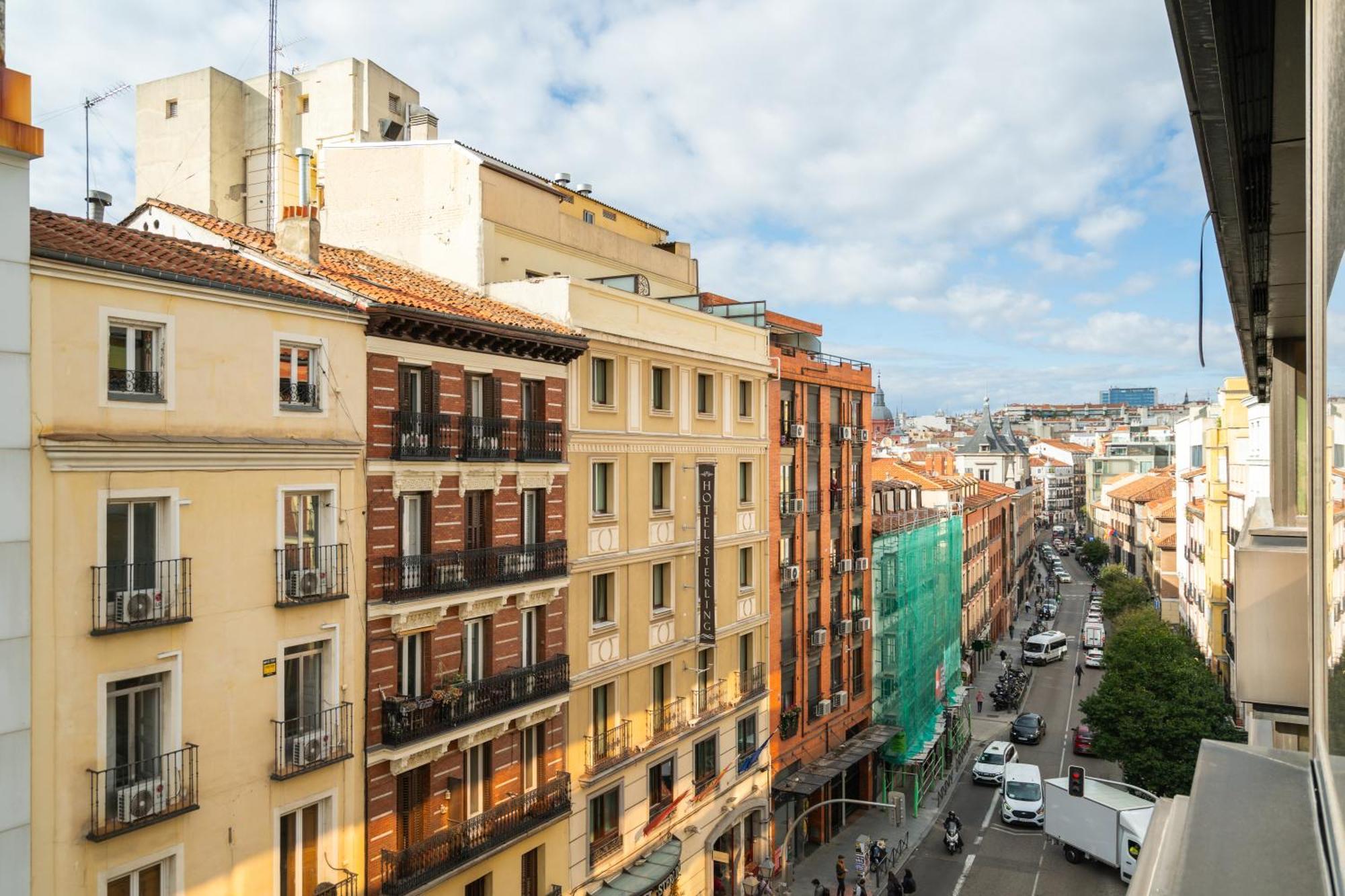 Dobo Madrid Sb20 Exterior foto
